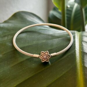 Pandora bracelet, one size